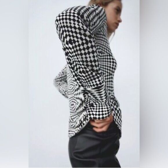 Zara Printed Knit Shirt. Small NWT - Picture 2 of 3